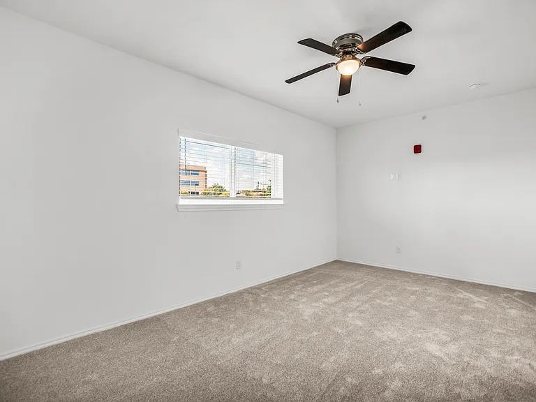 11218 Park Central Pl #C — Photo 9