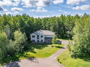 4240 Washington Dr, Hermantown, MN 55811
