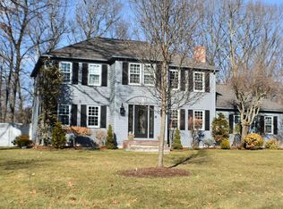 9 Partridge Trl, Bellingham, MA 02019