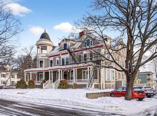 166 Pleasant Ave APT 3, Portland, ME 04103