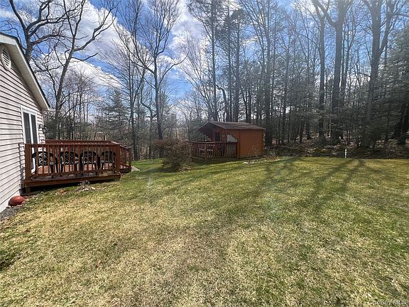 4th image of 623 Wurtsboro Mtn Road