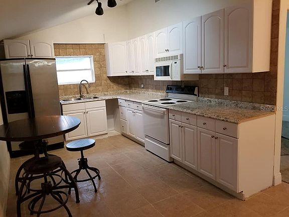 3rd image of 5160 Gwynne Ave