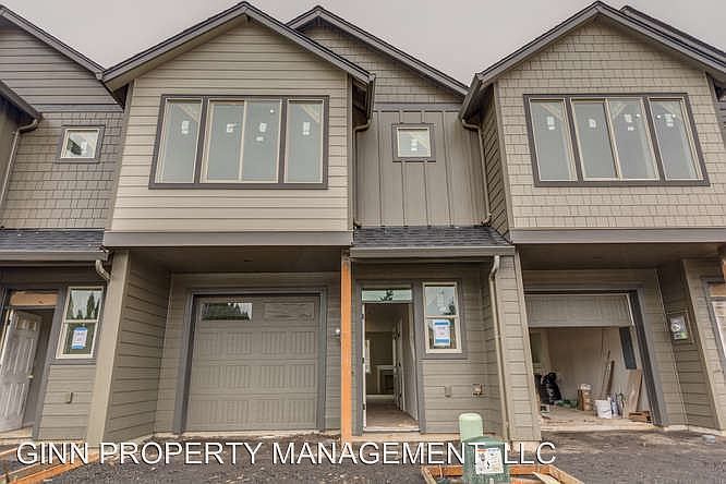 2nd image of 5809 NE 71st Ave Unit 11