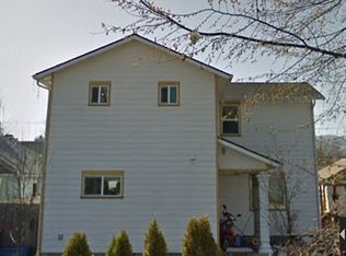 841 W 11th St, Medford, OR