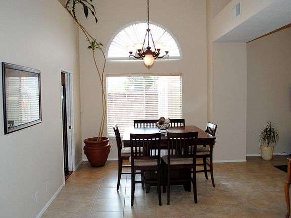 4th image of 8320 S Sandoval Ct NE