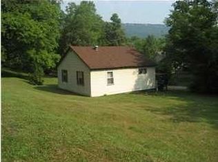 842 Runyan Dr, Chattanooga, TN 37405