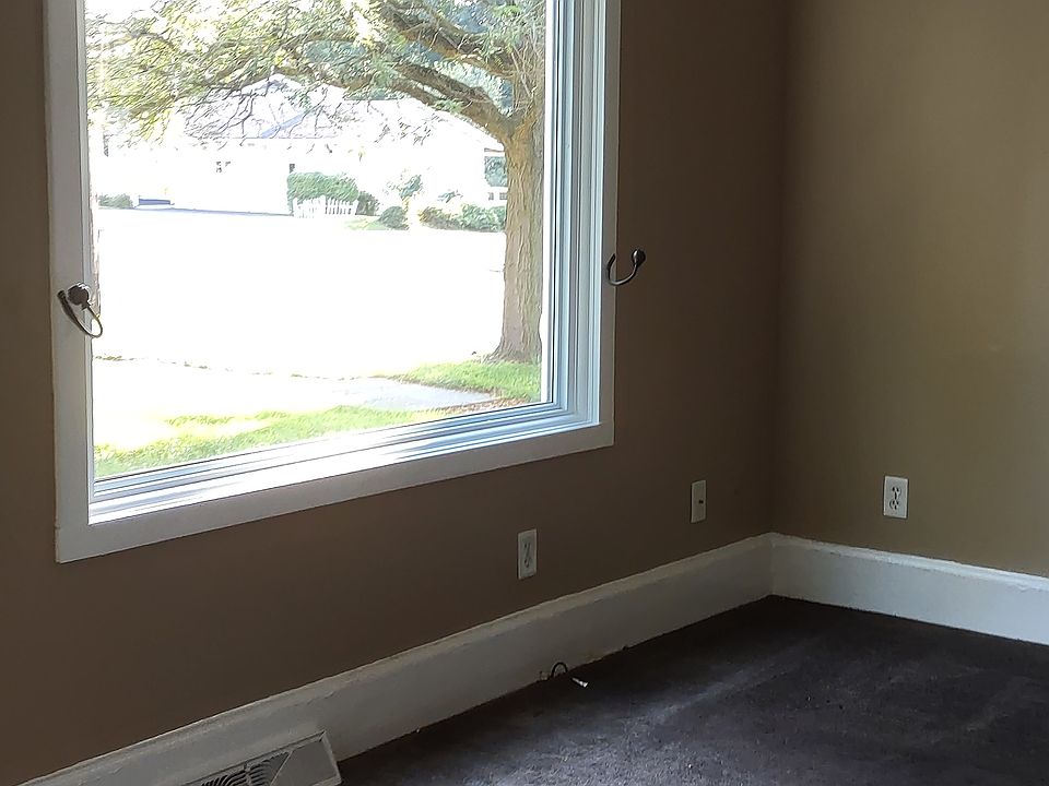 15 Pomeroy St Cortland NY Zillow