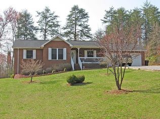 137 Victoria Cir, Madison, NC 27025