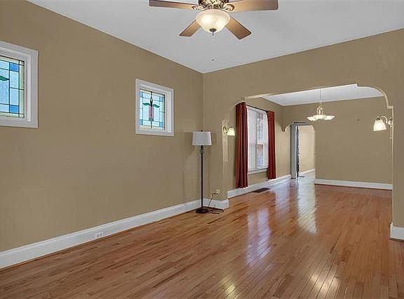 5th image of 5328 Robert Ave