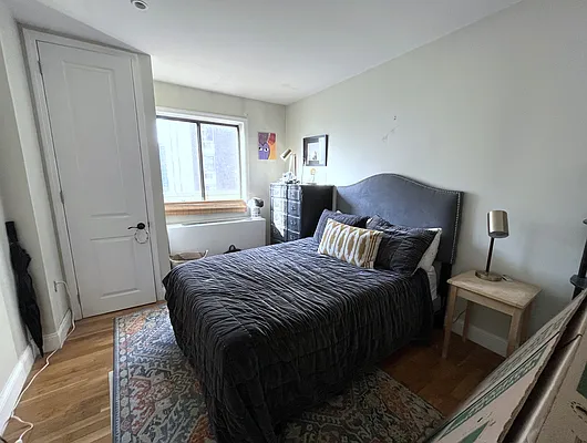 Rented by Akam Sales and Brokerage | media 14