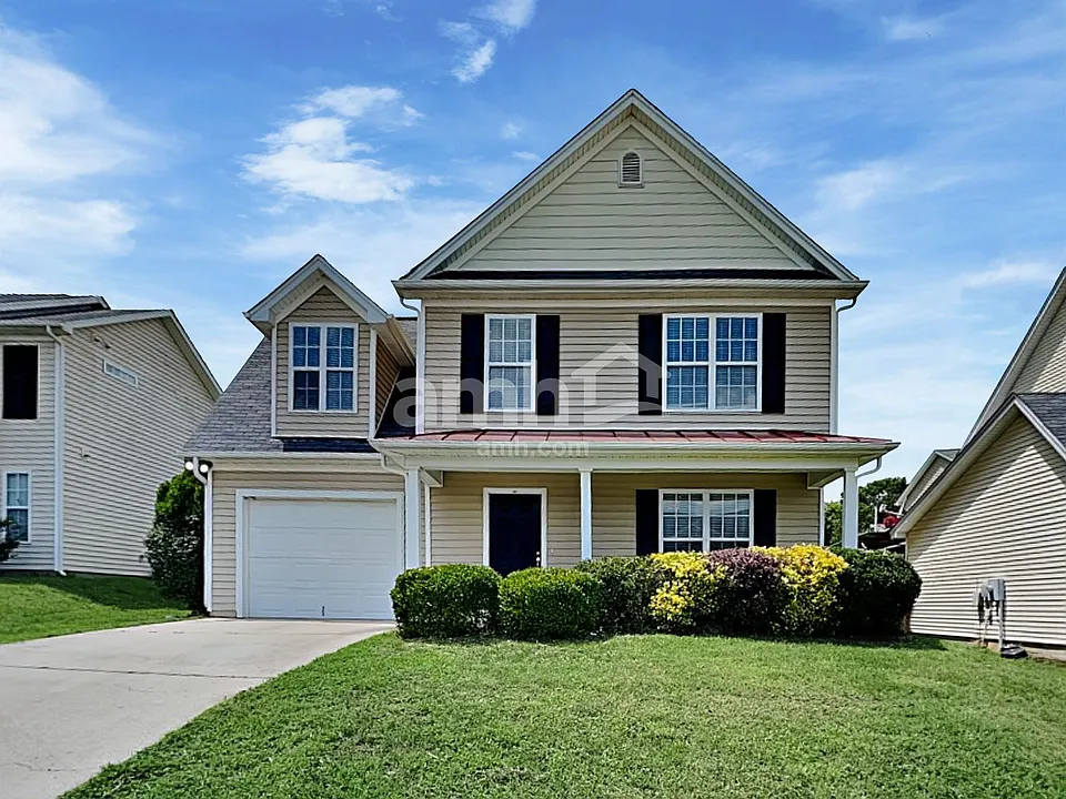 1438 Pleasant Garden Ln