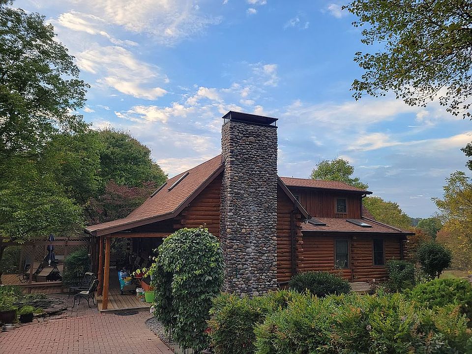 2nd image of 26619 Clarksburg Rd
