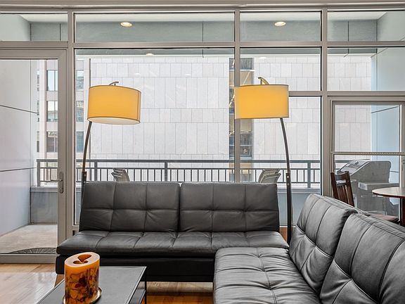 3rd image of 301 5th Ave APT 606