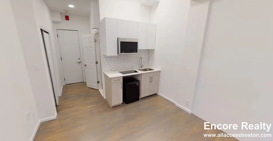 Building Photo - 280 Newbury St #1