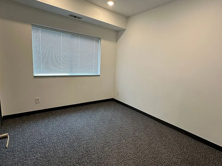 The Eastview — Photo 19
