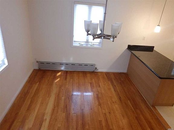 3rd image of 21735 Peck Ave