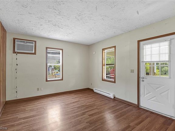 5th image of 6519 Sanborn Rd
