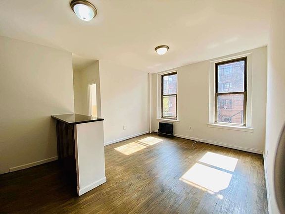 2nd image of 234 W 13th St #4C