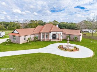 701 Louis Arceneaux Rd, Lafayette, LA 70507
