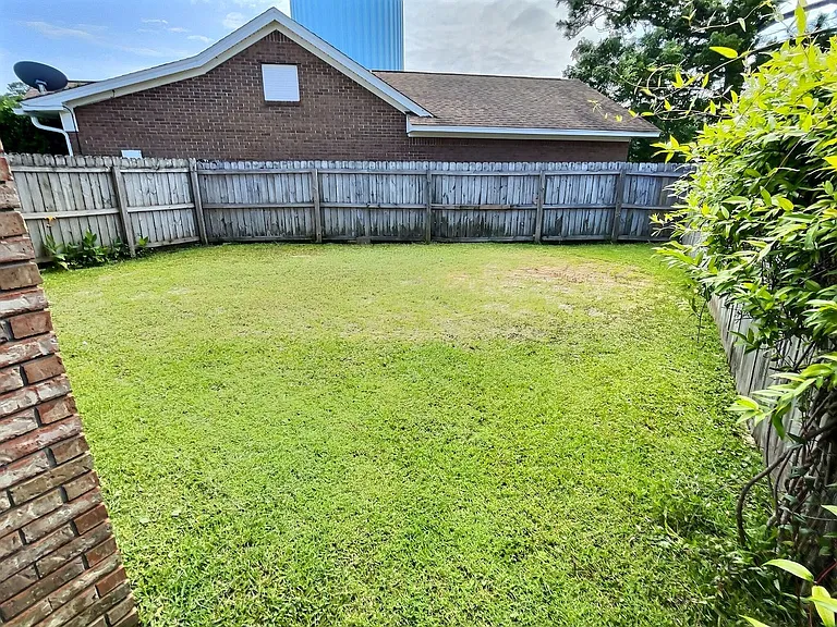 875 Laurelwood Dr — Photo 19