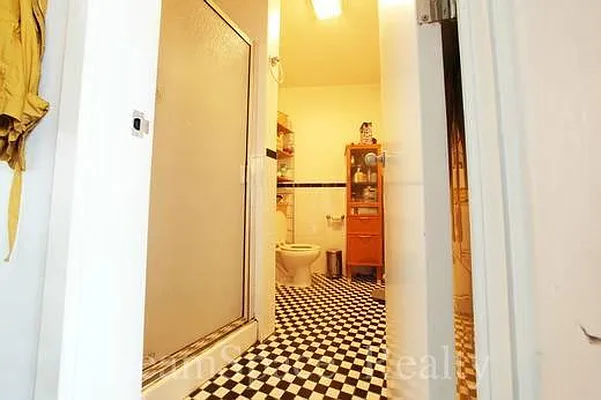 Rented by Dream Space Realty | media 13