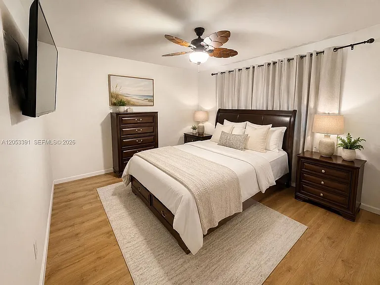 9821 W Elm Ln #9821 — Photo 5