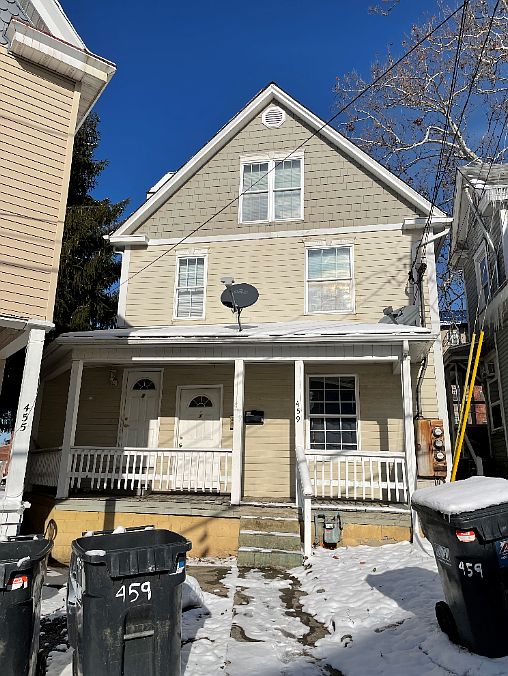 1st image of 459 Dallas St #1