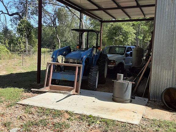 5th image of 313 County Road 3984