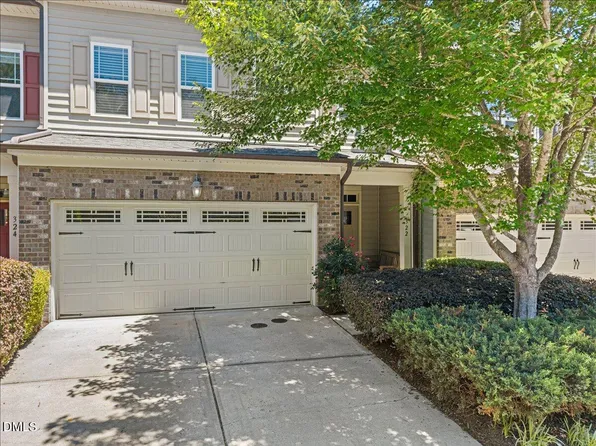 322 Rose Walk Ln, Carrboro, NC 27510