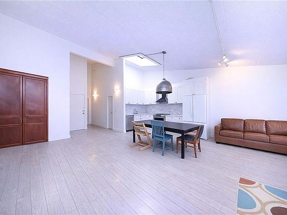 4th image of 316 101st St #41E