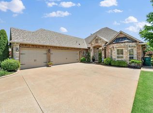 12500 Chateaux Rd, Oklahoma City, OK 73142