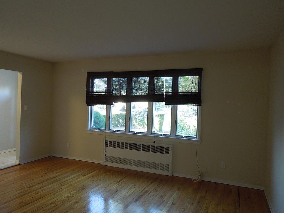 1st image of 2 White Ave #1