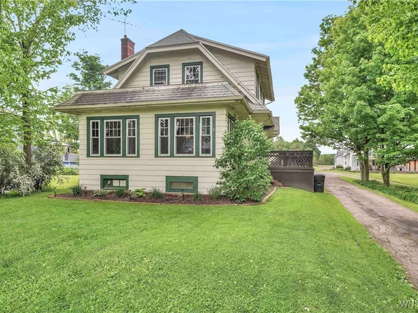 13890 Quaker St, Collins, NY 14034