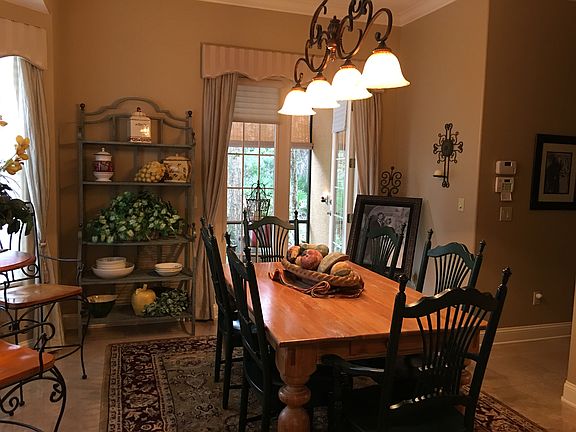 5th image of 11 Hanover Dr