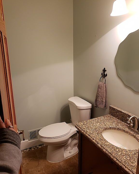 2nd image of 24474 Curtis Dr
