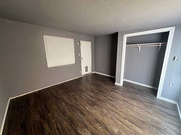 3rd image of 1349 E Orange St