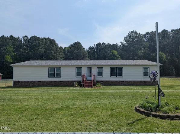 9785 Fire Tower Farm Rd, Whitakers, NC 27891