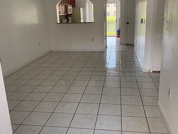 2nd image of 1251 SE 28th Ct Unit 103