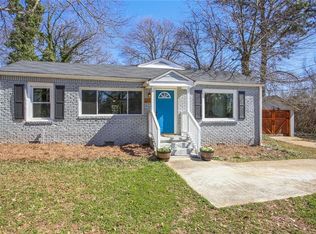 1384 Peachcrest Rd, Decatur, GA 30032