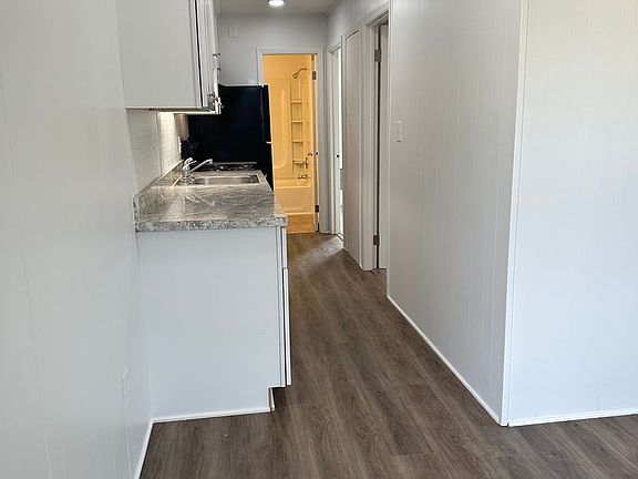 3rd image of 2339 Memorial Ave SW #1-A