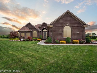 28699 Liparoto Blvd, Flat Rock, MI, 48134