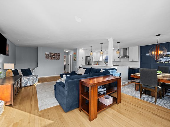 3rd image of 2413 3rd St