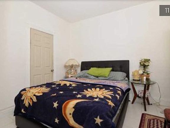 5th image of 121 Highland Ave