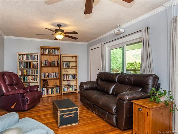 5th image of 5 Arrington Dr