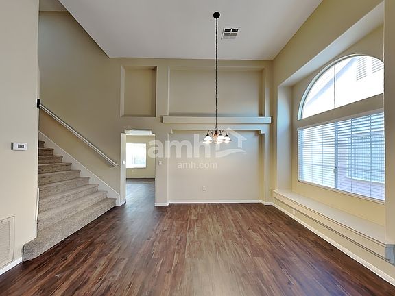 5th image of 518 Drift Stone Ave