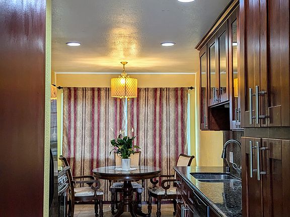 Kitchen Entry