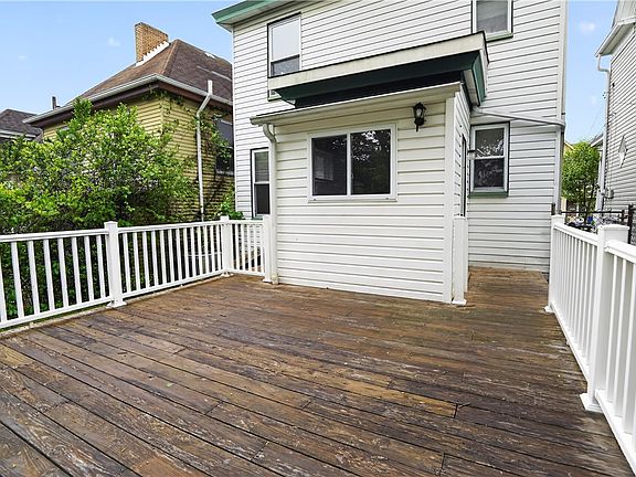 4th image of 1517 Rockland Ave
