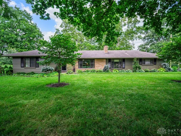 5693 Paddington Rd, Dayton, OH 45459