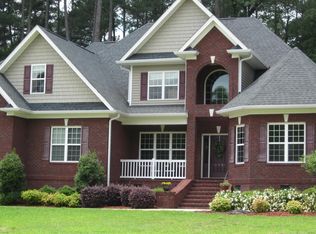 130 Glenmoor Dr, Southern Pines, NC 28387