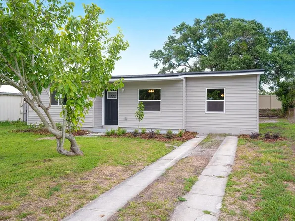 137 NW 10th Dr, Mulberry, FL 33860